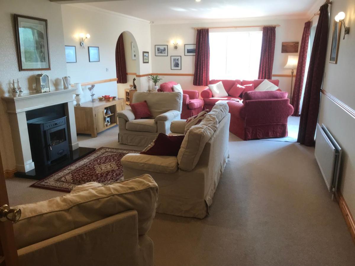 Heulwen Guest House Dolgellau Dış mekan fotoğraf